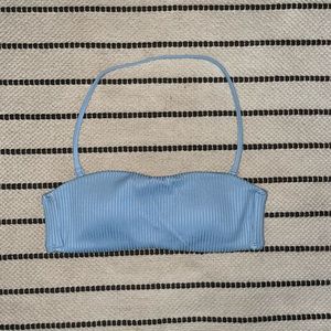 •• Hollister Bikini Top ••